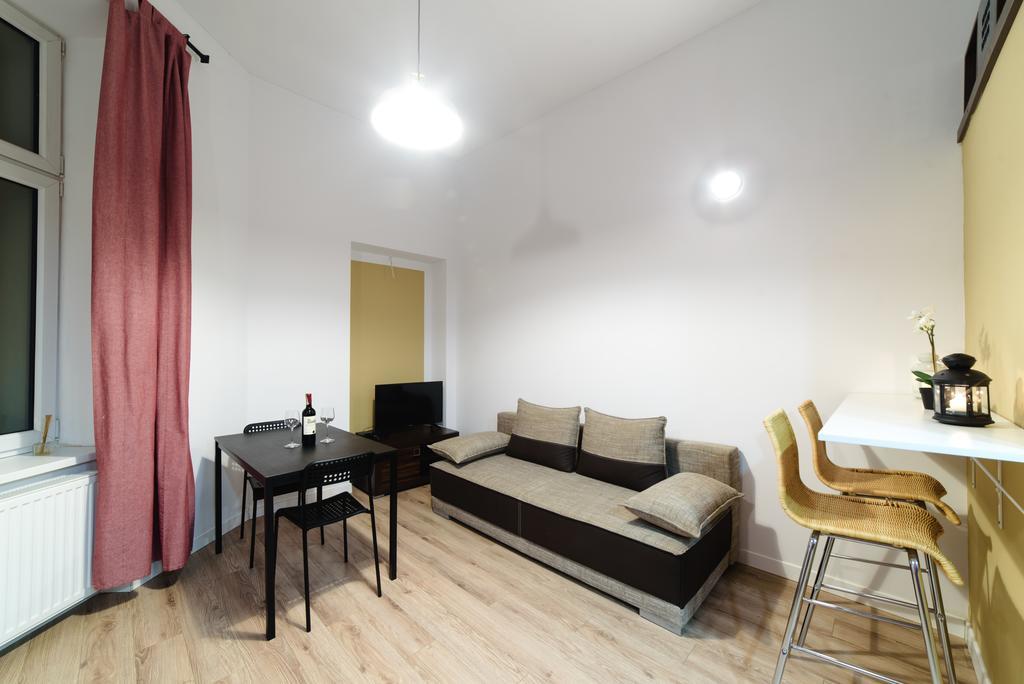 Cracow Rent Apartments - Spacious Apartments For 2-7 People In Quiet Area - Kolberga Street Nr 3 - 10 Min To Main Square By Foot Краков Экстерьер фото