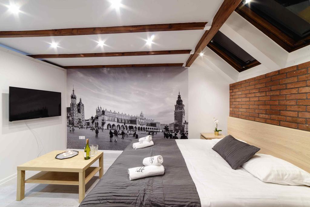 Cracow Rent Apartments - Spacious Apartments For 2-7 People In Quiet Area - Kolberga Street Nr 3 - 10 Min To Main Square By Foot Краков Экстерьер фото