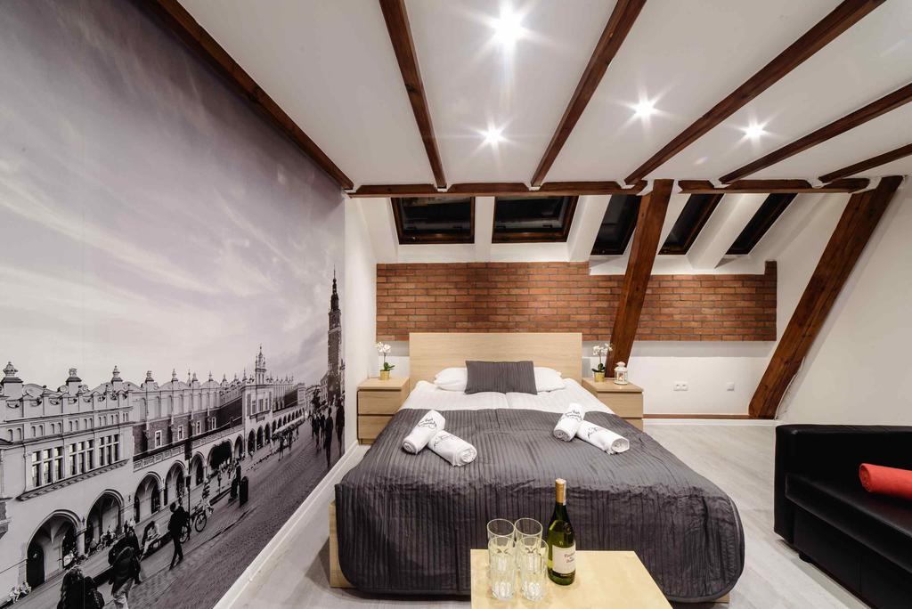 Cracow Rent Apartments - Spacious Apartments For 2-7 People In Quiet Area - Kolberga Street Nr 3 - 10 Min To Main Square By Foot Краков Экстерьер фото