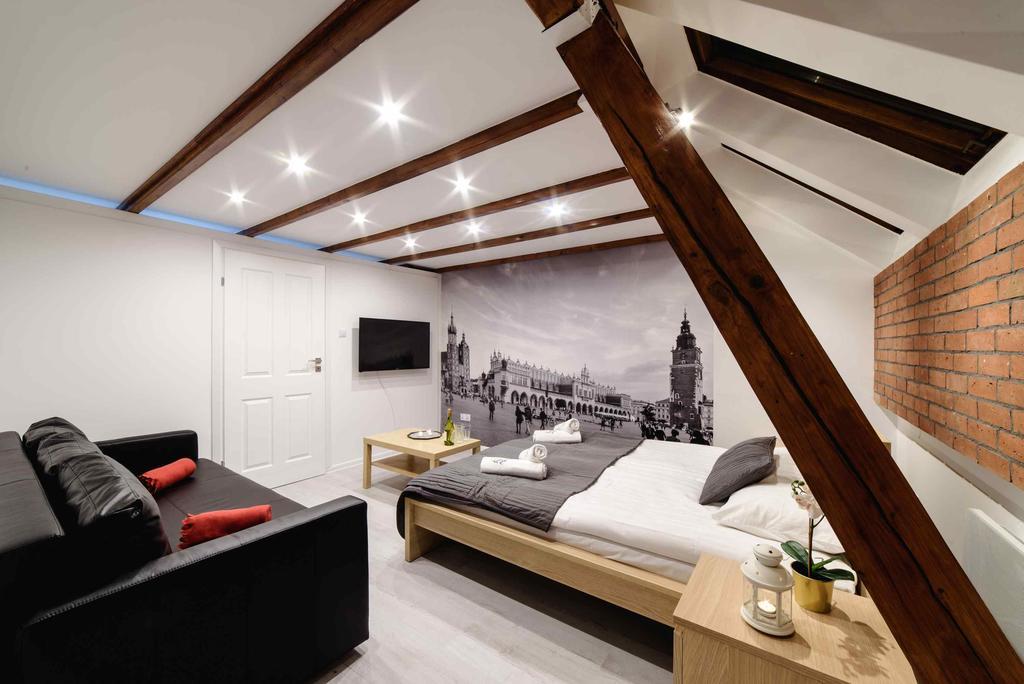 Cracow Rent Apartments - Spacious Apartments For 2-7 People In Quiet Area - Kolberga Street Nr 3 - 10 Min To Main Square By Foot Краков Экстерьер фото