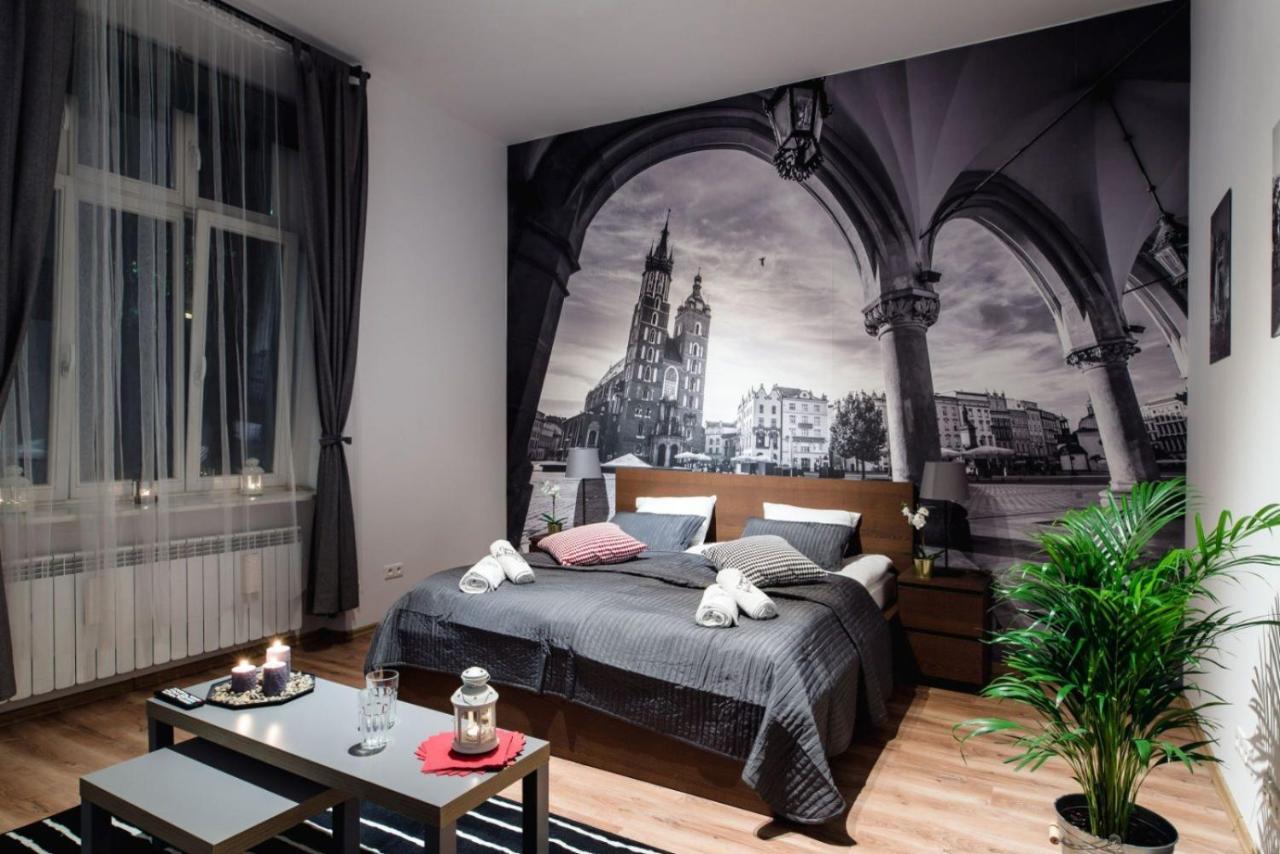 Cracow Rent Apartments - Spacious Apartments For 2-7 People In Quiet Area - Kolberga Street Nr 3 - 10 Min To Main Square By Foot Краков Экстерьер фото